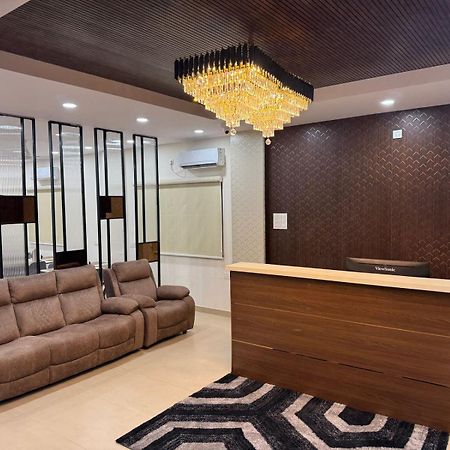 Hotel Apex Inn Hyderabad Airport Zewnętrze zdjęcie