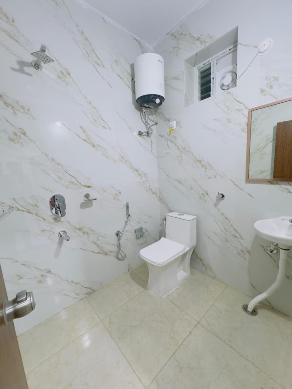 Hotel Apex Inn Hyderabad Airport Zewnętrze zdjęcie